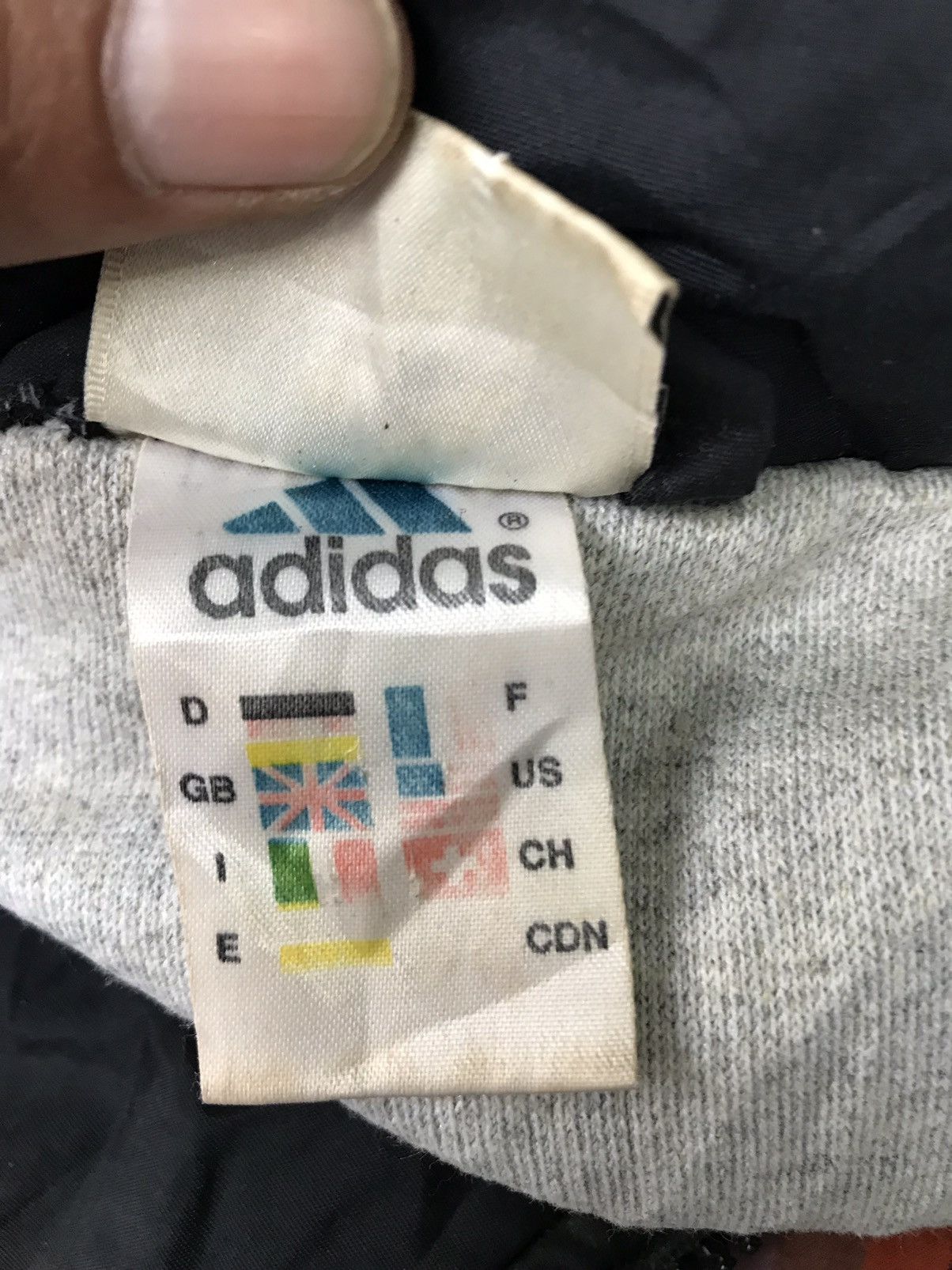 Adidas × Vintage Vintage Adidas Trefoil Big Logo Embroidered Jackets Size US M / EU 48-50 / 2 - 11 Thumbnail