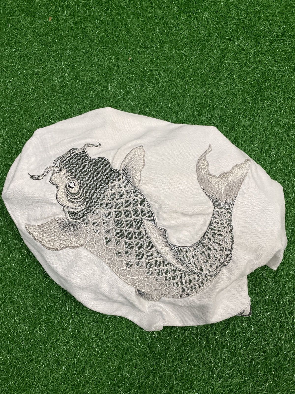 Vintage VINTAGE JAPANESSE DOMESTIC EMBROIDERY FISH T-SHIRT Size US XL / EU 56 / 4 - 13 Thumbnail
