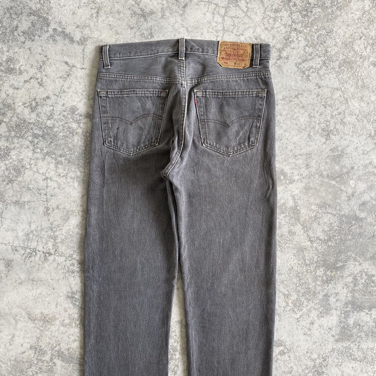 Levi's Size 32x33 Vintage Late 80's Levi's 501 Ash Grey Denim Jeans Size US 32 / EU 48 - 12 Thumbnail