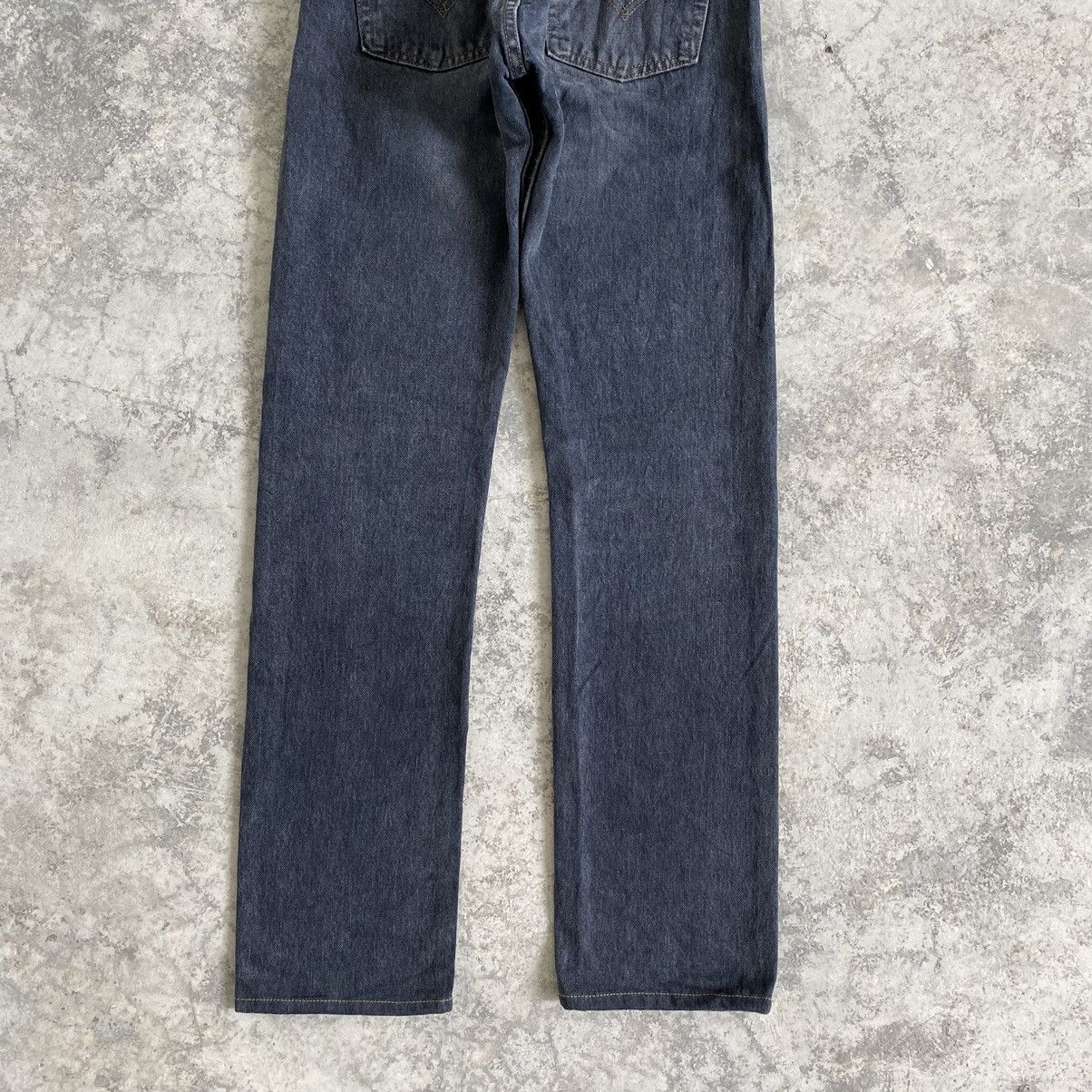 Levi's Vintage 2000’s Levi's 505 Faded Black Denim Jeans Size US 28 / EU 44 - 12 Thumbnail