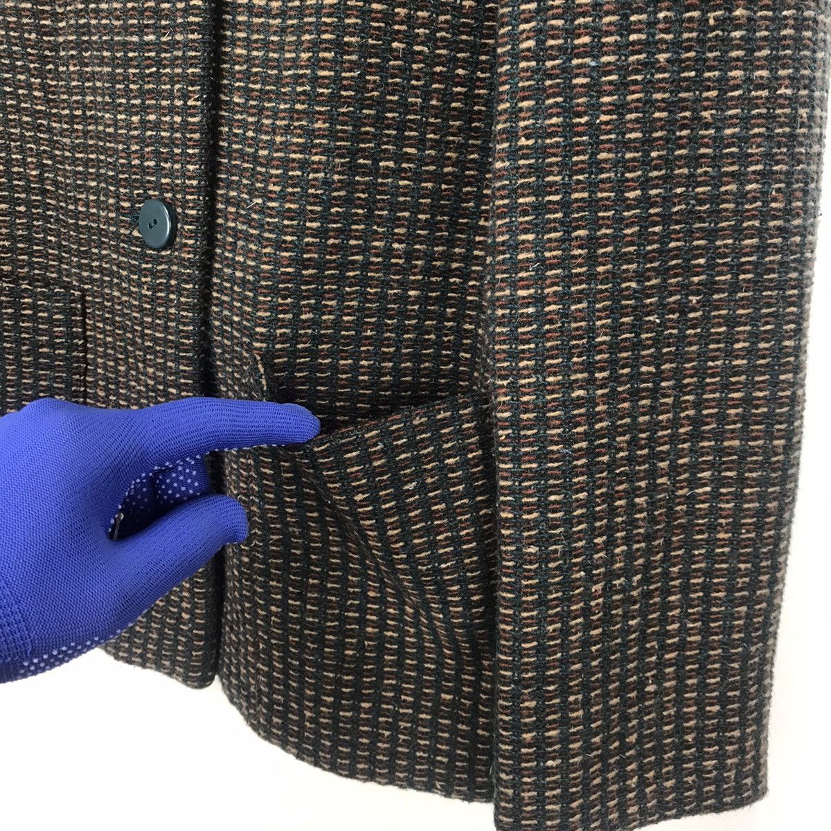 Max Mara Vintage Max Mara sportmax Tweed Knitted Buttom jacket Size M / US 6-8 / IT 42-44 - 5 Thumbnail