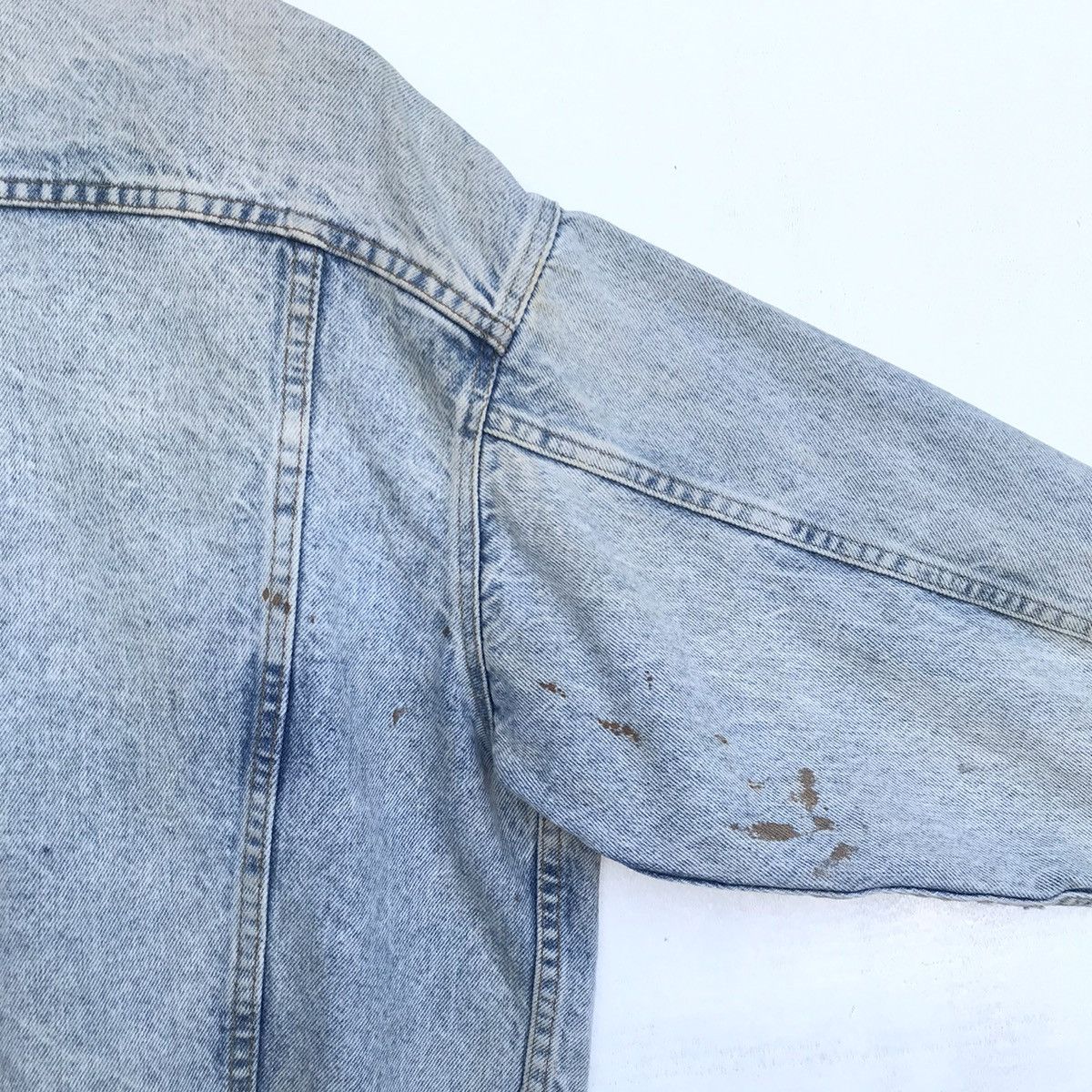 Levi's Vintage Clothing Vintage Levis 70s dirty trucker denim jacket 70507 code Size US L / EU 52-54 / 3 - 9 Thumbnail