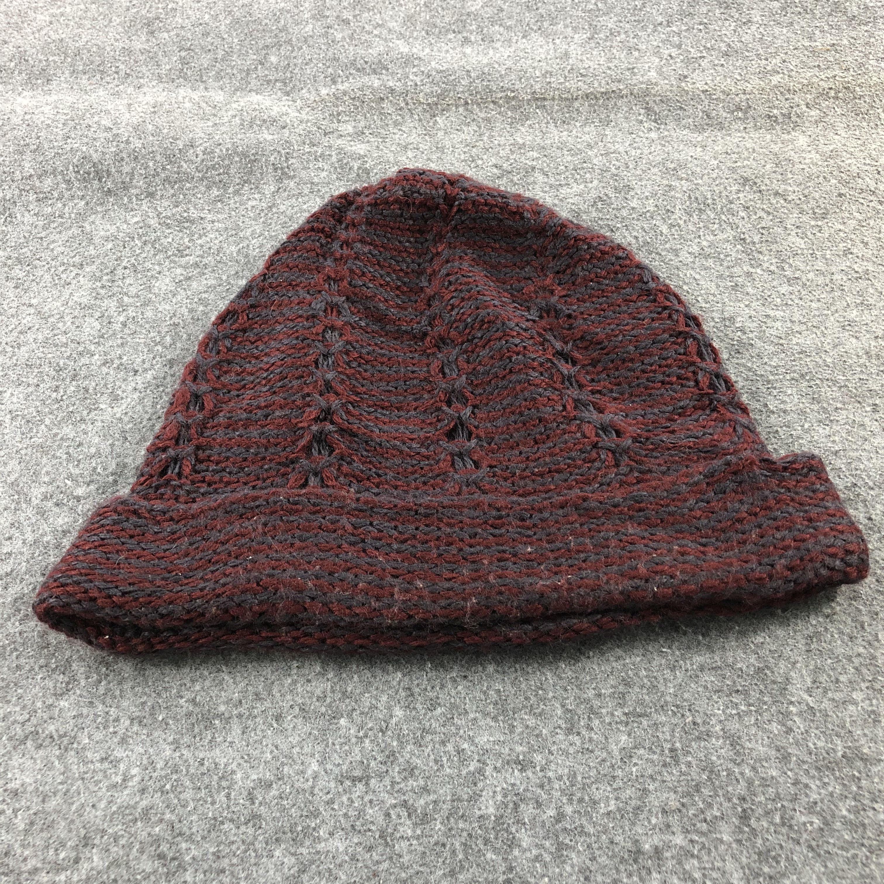 Japanese Brand Japanese Brand Knit Beanie Winter Hat Snowcap B108 Size ONE SIZE - 2 Thumbnail