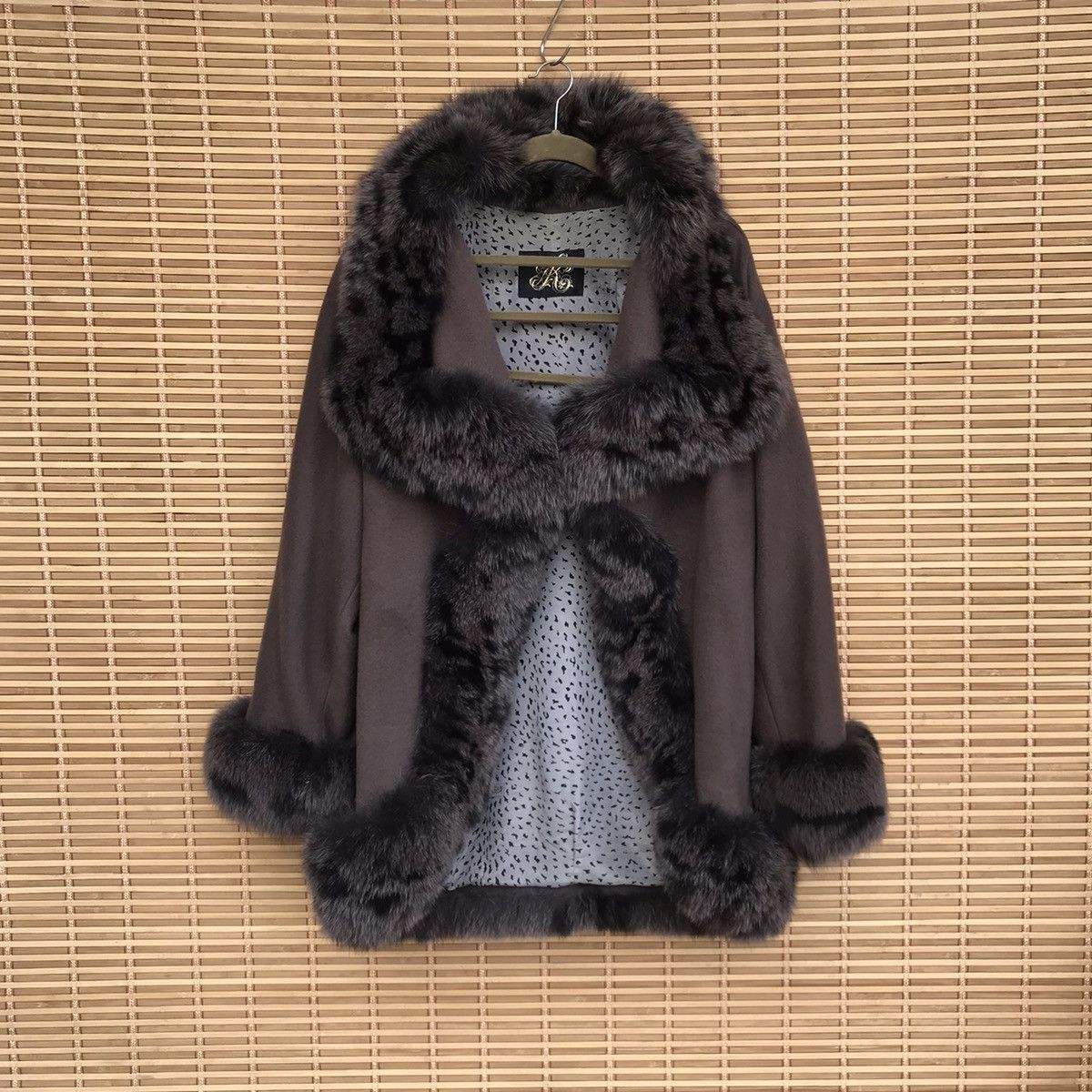 Japanese Brand × Karl Kani Karl Kani Mink Fur Cape cloak Coat Wool unbuttomed Size US L / EU 52-54 / 3 - 1 Thumbnail