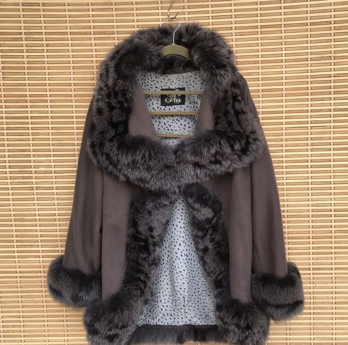 Japanese Brand × Karl Kani Karl Kani Mink Fur Cape cloak Coat Wool unbuttomed Size US L / EU 52-54 / 3 - 3 Thumbnail