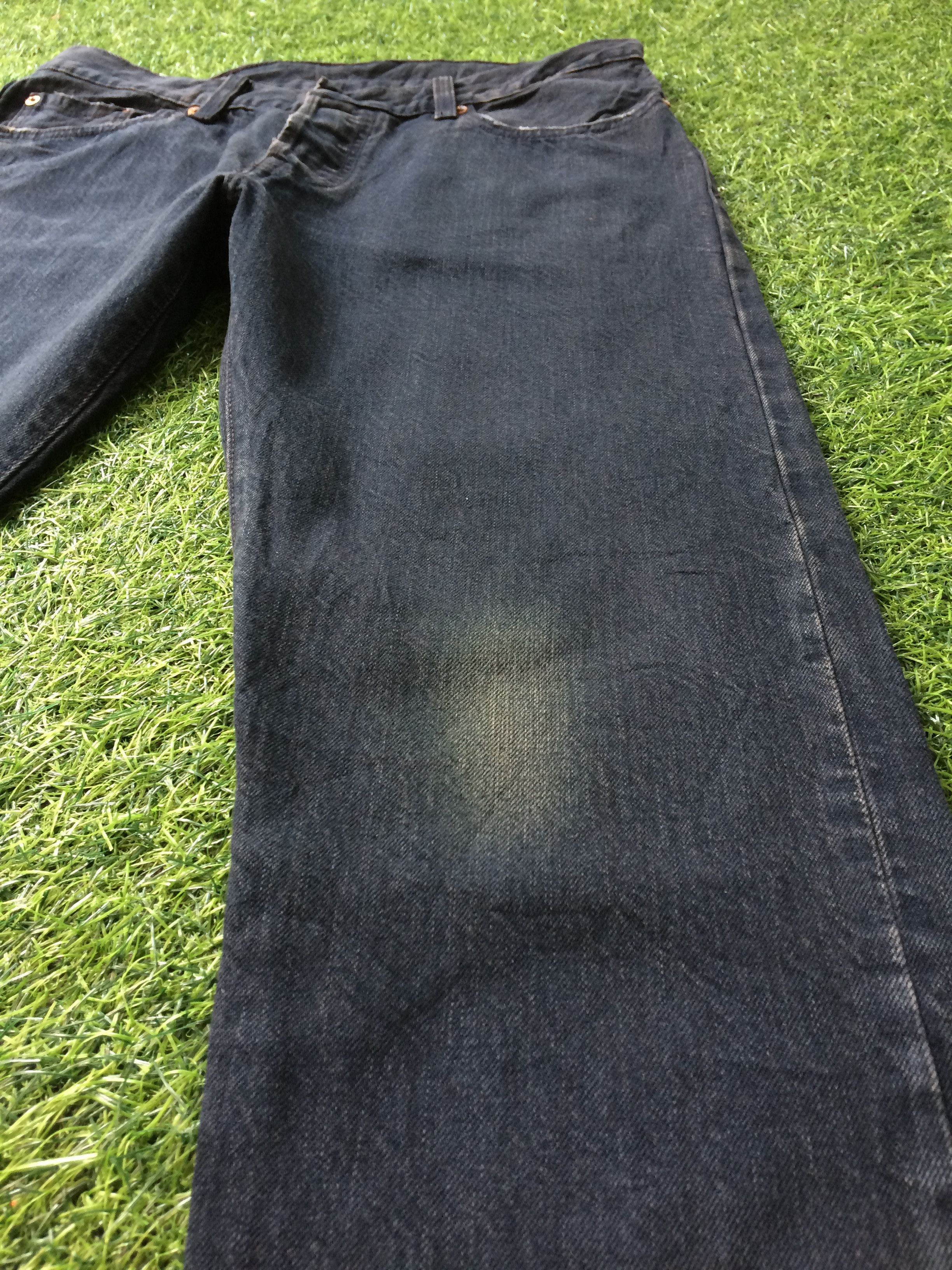 Levi's Levi's 501 CT Ripped Jeans #B-761 Size US 31 - 7 Thumbnail