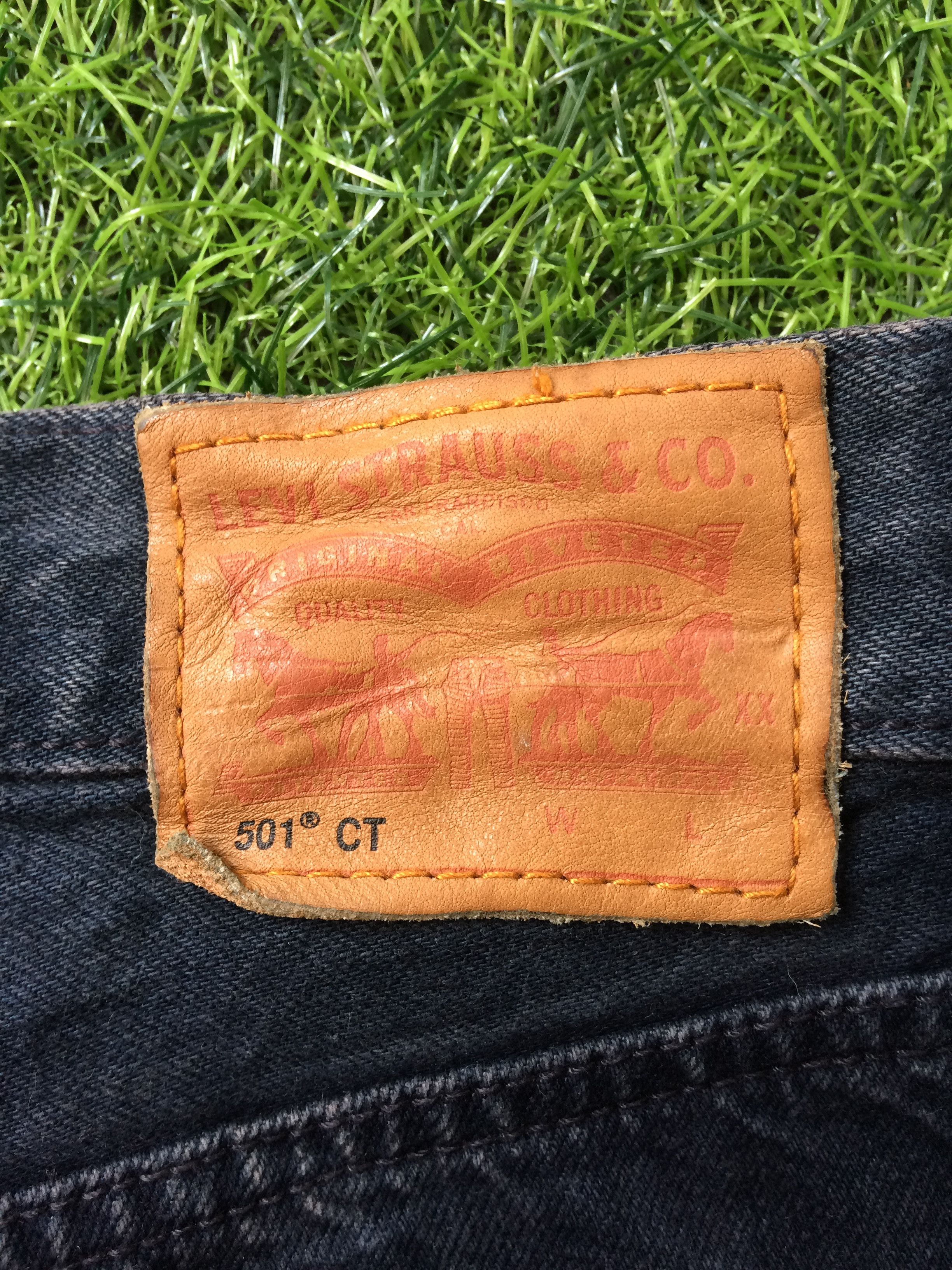 Levi's Levi's 501 CT Ripped Jeans #B-761 Size US 31 - 10 Thumbnail