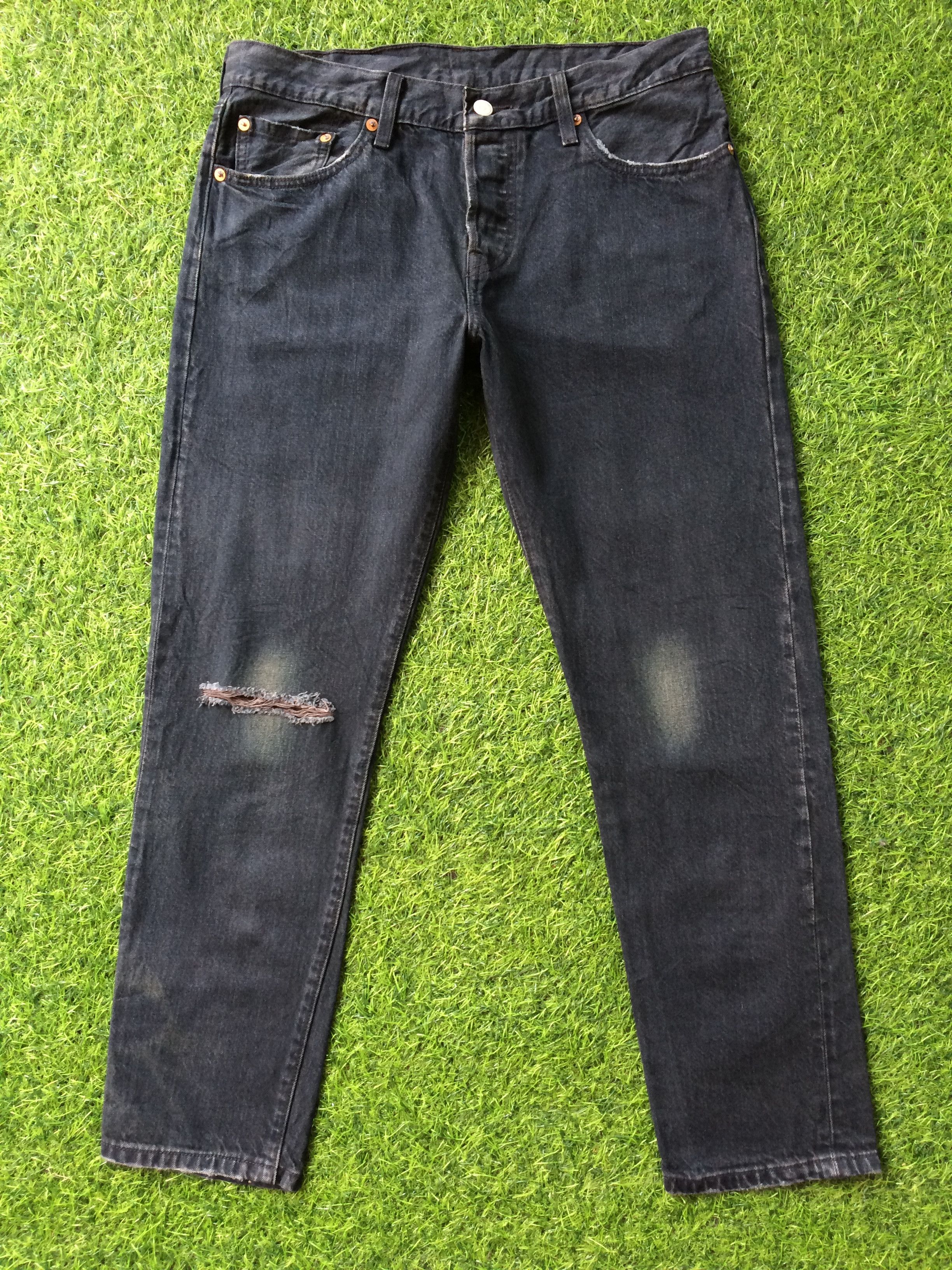 Levi's Levi's 501 CT Ripped Jeans #B-761 Size US 31 - 1 Thumbnail