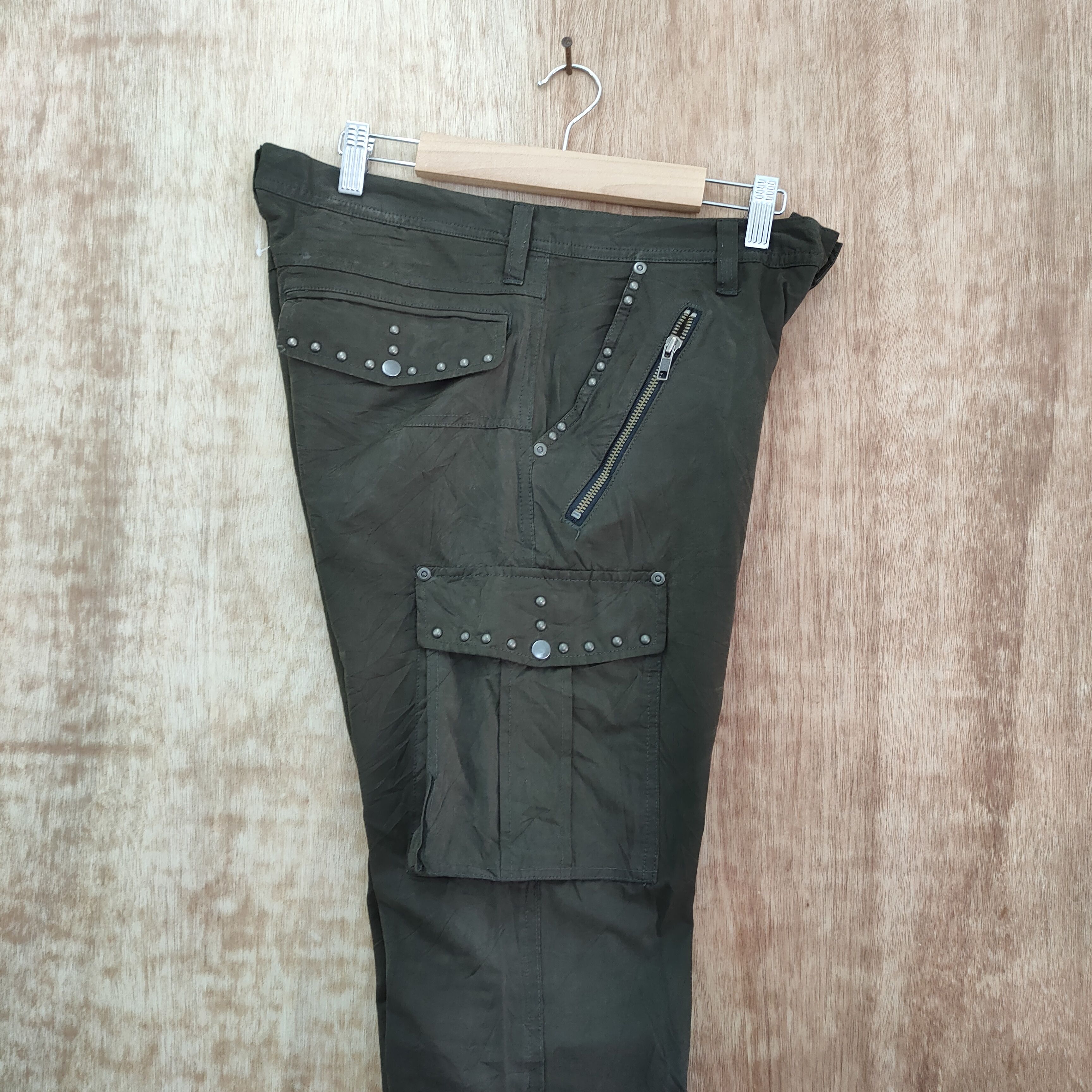 The Difference DIFFERENT ANKLE ZIPPER BROWN CARGO PANTS / ZIPPER OPEN LEG Size US 32 / EU 48 - 8 Thumbnail