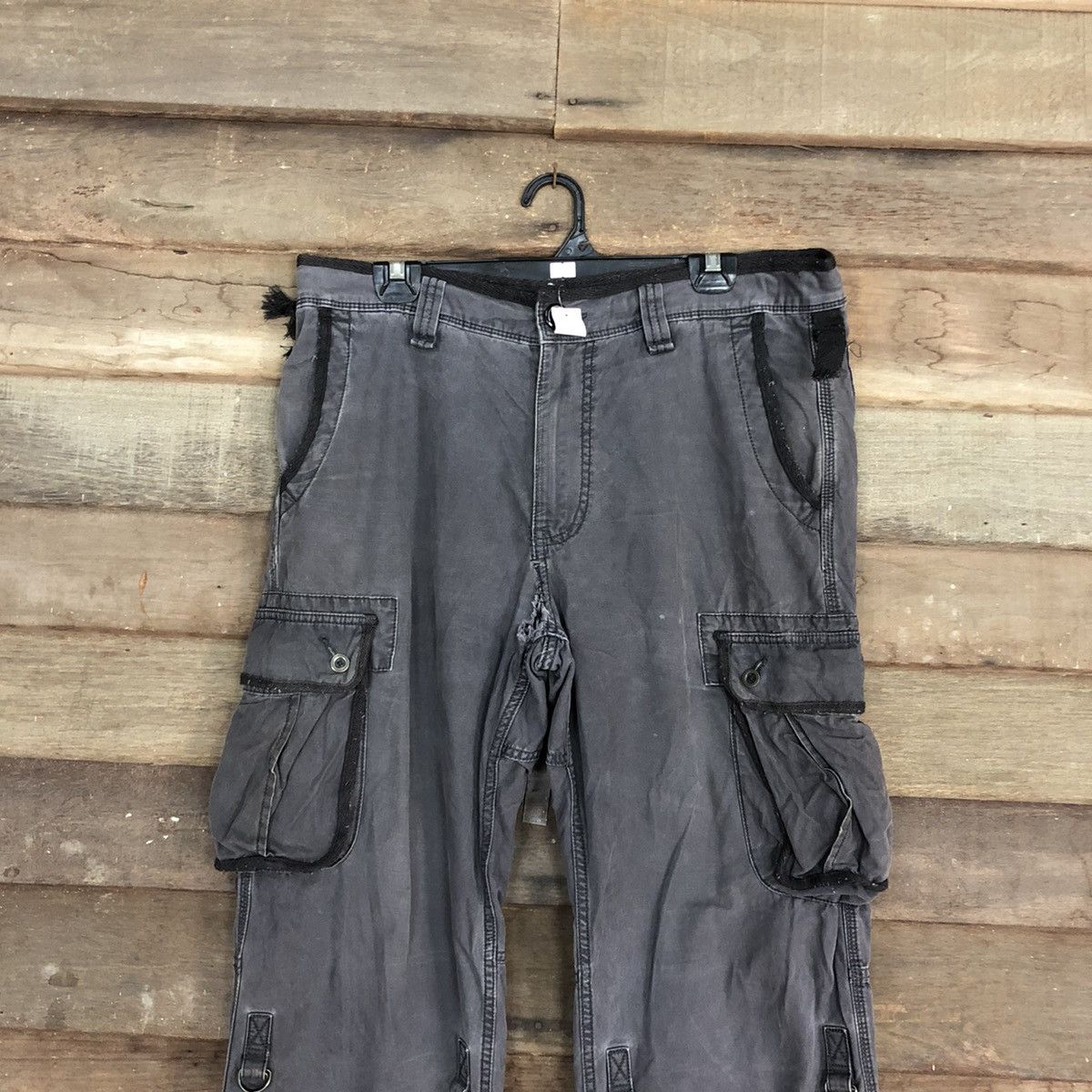 Faded Glory Uniqlo faded Black Multipocket utility Cargo Pants #4594 Size US 32 / EU 48 - 2 Thumbnail