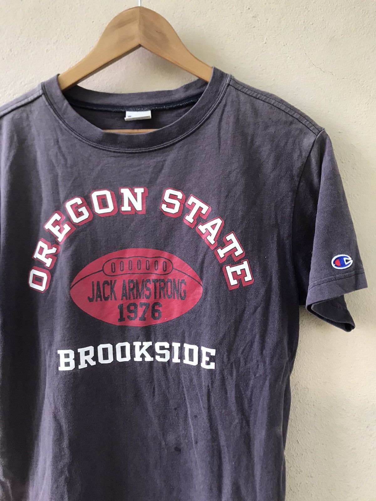 Champion × Vintage Vintage Thrashed Faded Champion Tshirt oregon state Size US M / EU 48-50 / 2 - 2 Thumbnail