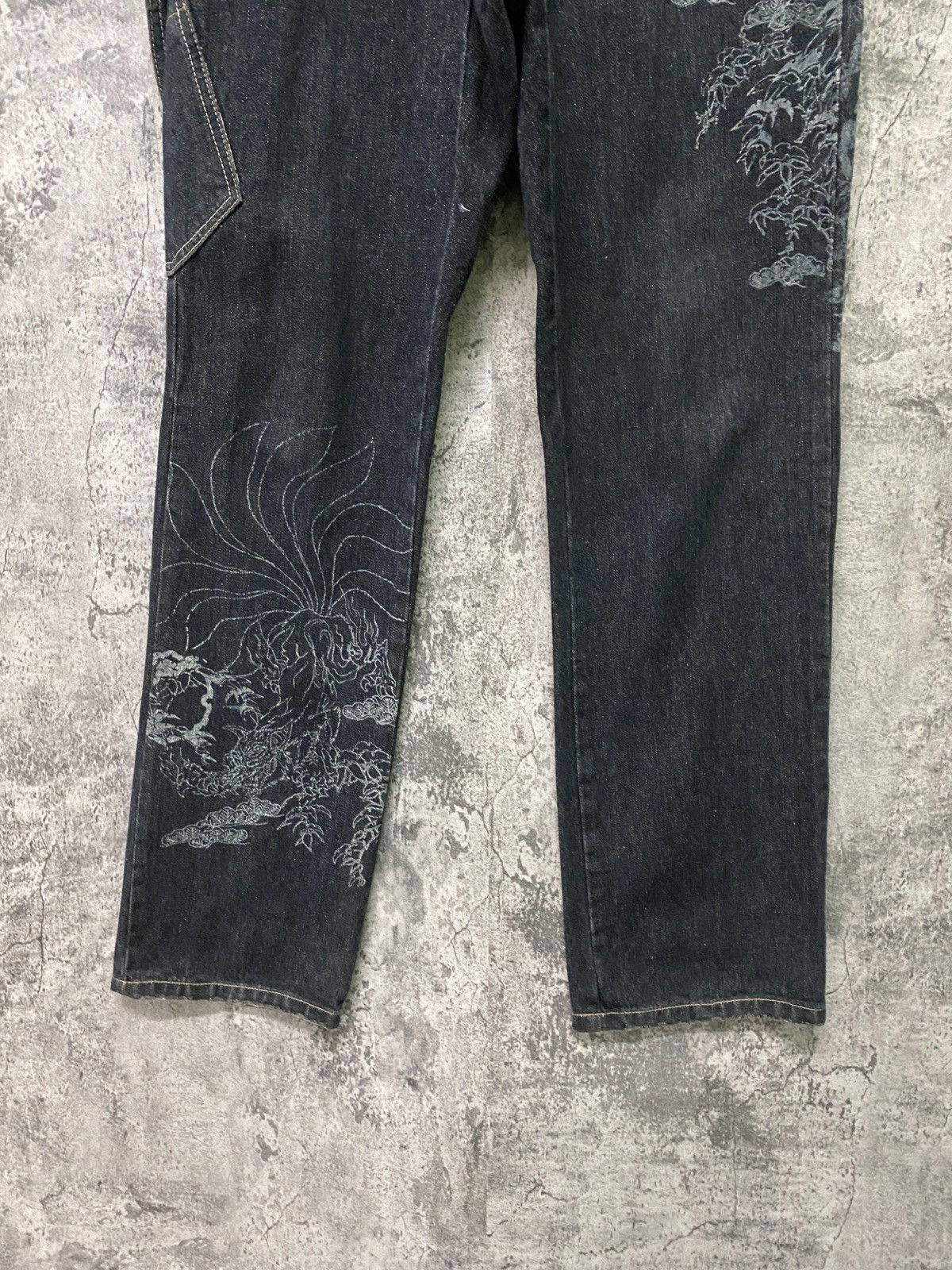 Japanese Brand Japan Tradition GUMU Multipocket Floral Design Denim Pants Size US 30 / EU 46 - 7 Thumbnail