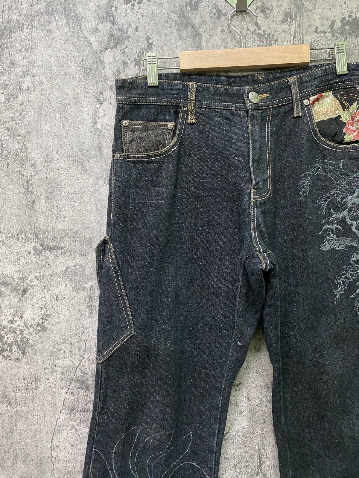 Japanese Brand Japan Tradition GUMU Multipocket Floral Design Denim Pants Size US 30 / EU 46 - 10 Thumbnail