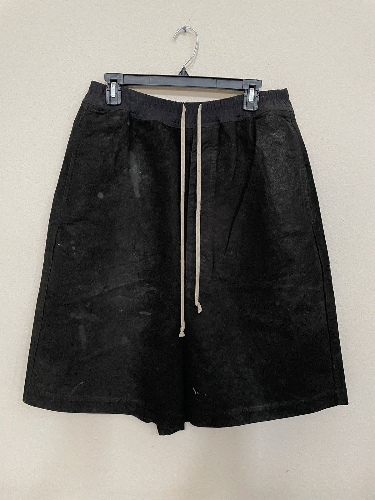 image of Rick Owens Leather Megashorts in Black, Men's (Size 30)