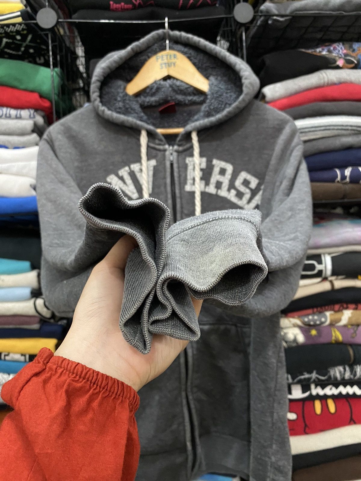 Converse × Vintage VINTAGE CONVERSE HOODIES SWEATER Size US L / EU 52-54 / 3 - 6 Thumbnail