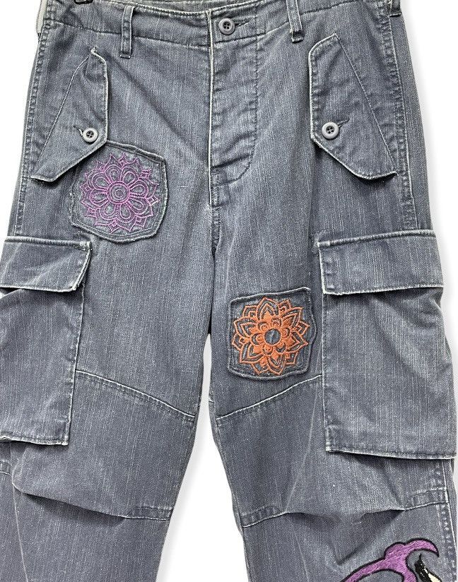 Japanese Brand 🔥Sukajan KU Tiger & Flowers Embroidery Cargo Pants Karakuri Size US 29 - 4 Thumbnail