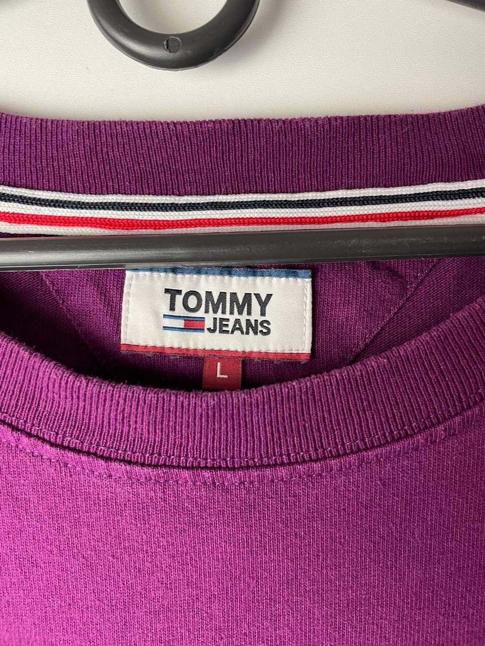 Tommy Hilfiger Tommy Hilfiger vintage t-shirts size L Size US L / EU 52-54 / 3 - 3 Thumbnail