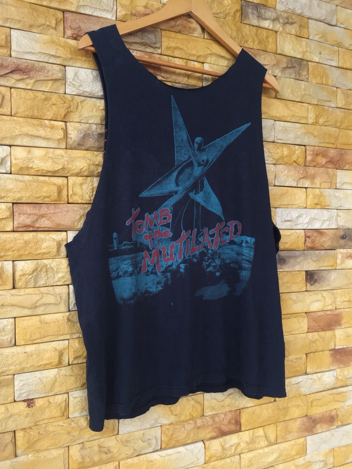 Band Tees Vintage Cannibal Corpse Band Crop Trashed Tshirt Size US L / EU 52-54 / 3 - 6 Thumbnail