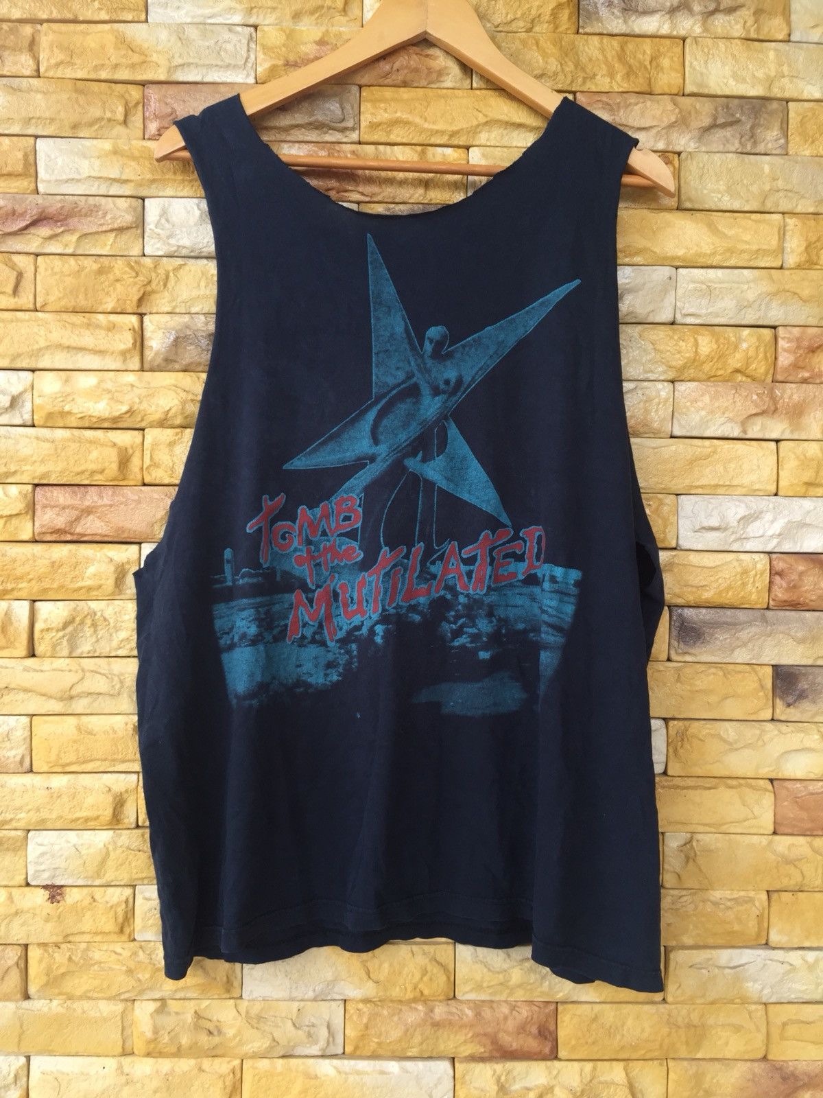 Band Tees Vintage Cannibal Corpse Band Crop Trashed Tshirt Size US L / EU 52-54 / 3 - 5 Thumbnail