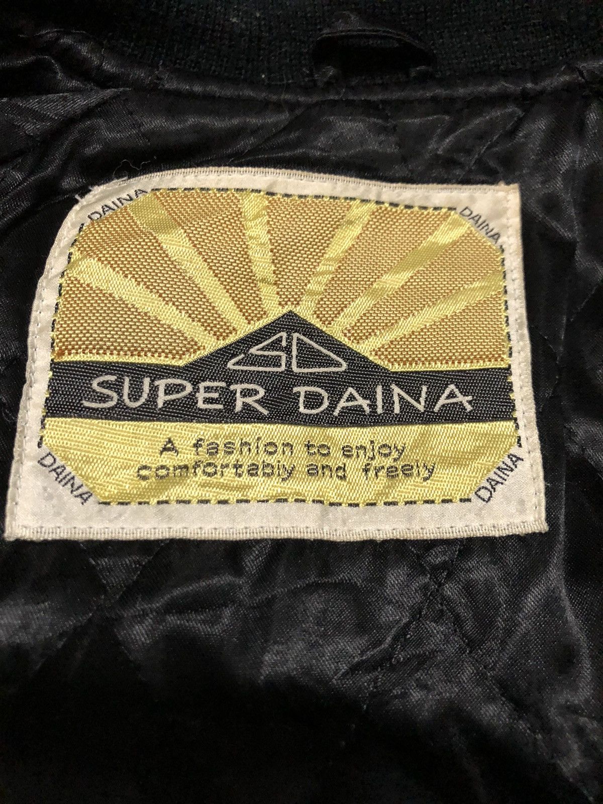 Vintage Vintage Super Daina Club 1981 Big Logo Varsity Jacket Size US L / EU 52-54 / 3 - 5 Thumbnail