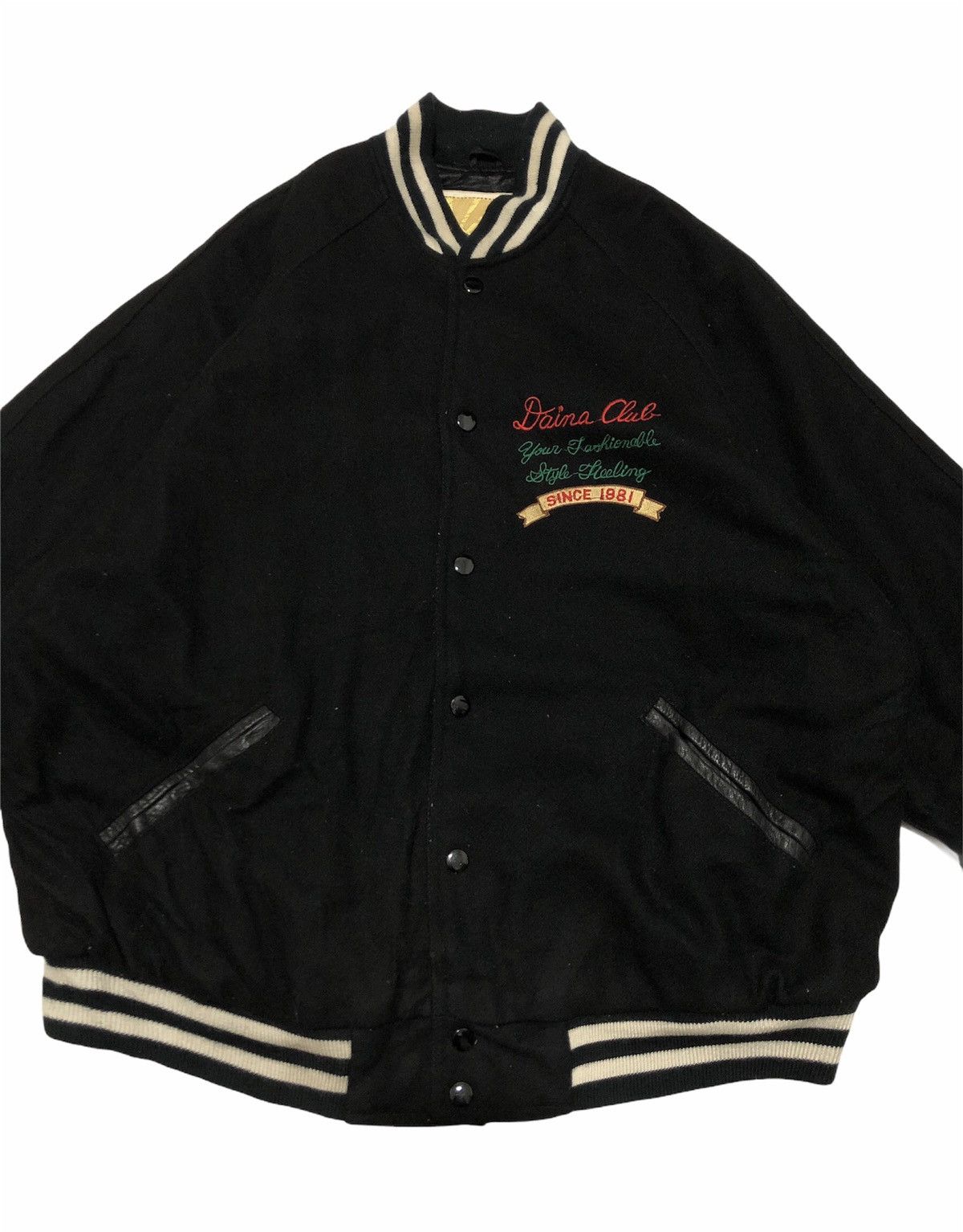 Vintage Vintage Super Daina Club 1981 Big Logo Varsity Jacket Size US L / EU 52-54 / 3 - 4 Thumbnail