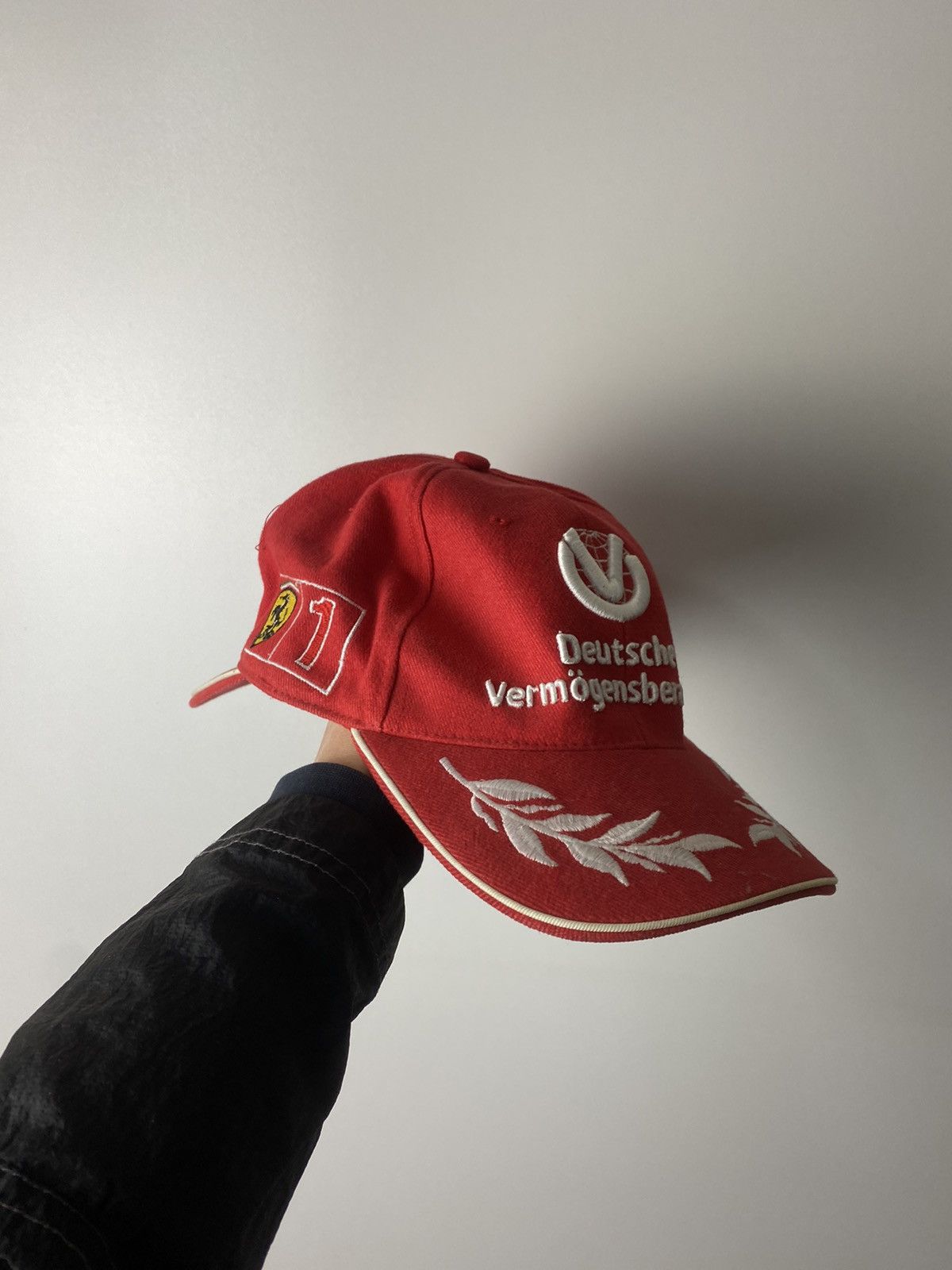 Vintage Ferrari vintage hat size OS Size ONE SIZE - 1 Thumbnail