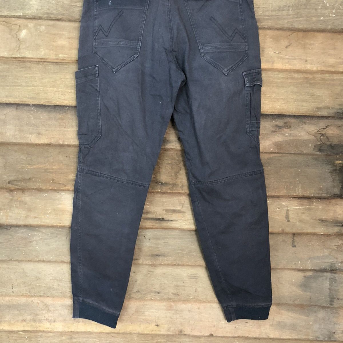 Japanese Brand Jogger Stretch Dark Blue faded utility Cargo Pants #4395 Size US 31 - 11 Thumbnail