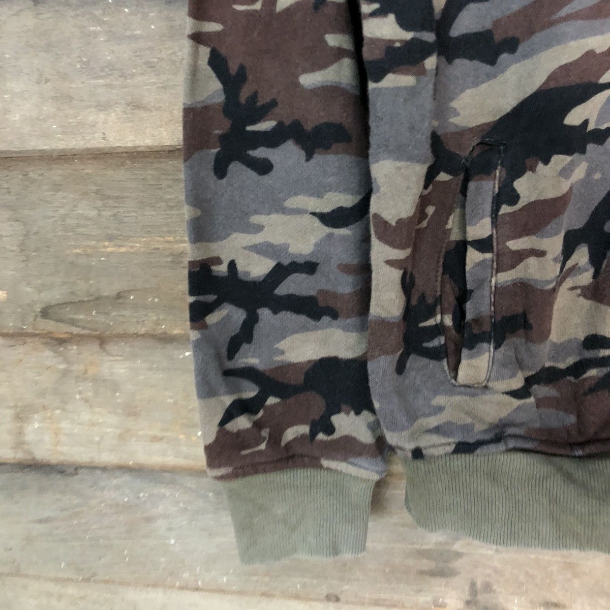 Japanese Brand Anti Label Basic Camo Sweater #3265 Size US M / EU 48-50 / 2 - 6 Thumbnail