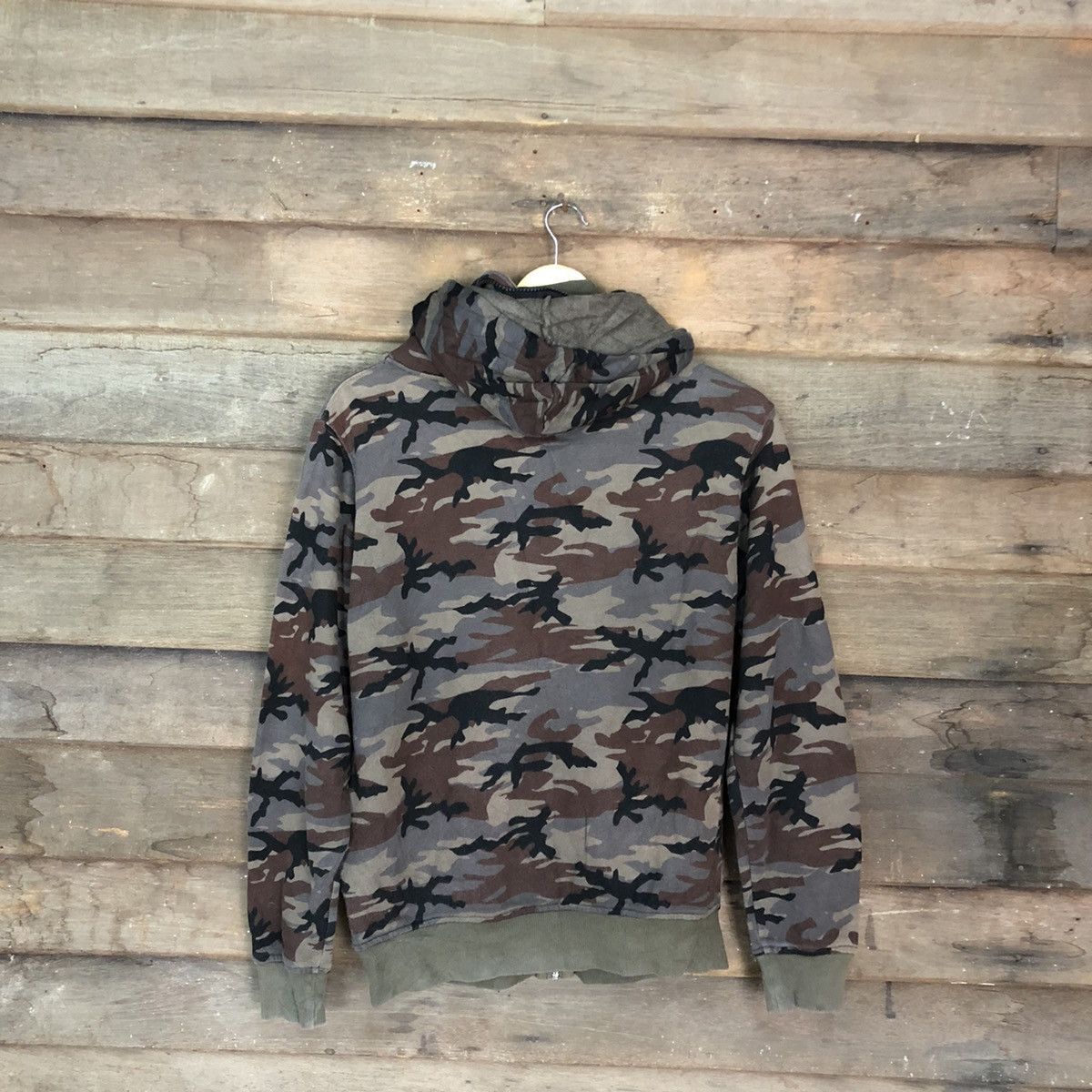 Japanese Brand Anti Label Basic Camo Sweater #3265 Size US M / EU 48-50 / 2 - 12 Thumbnail