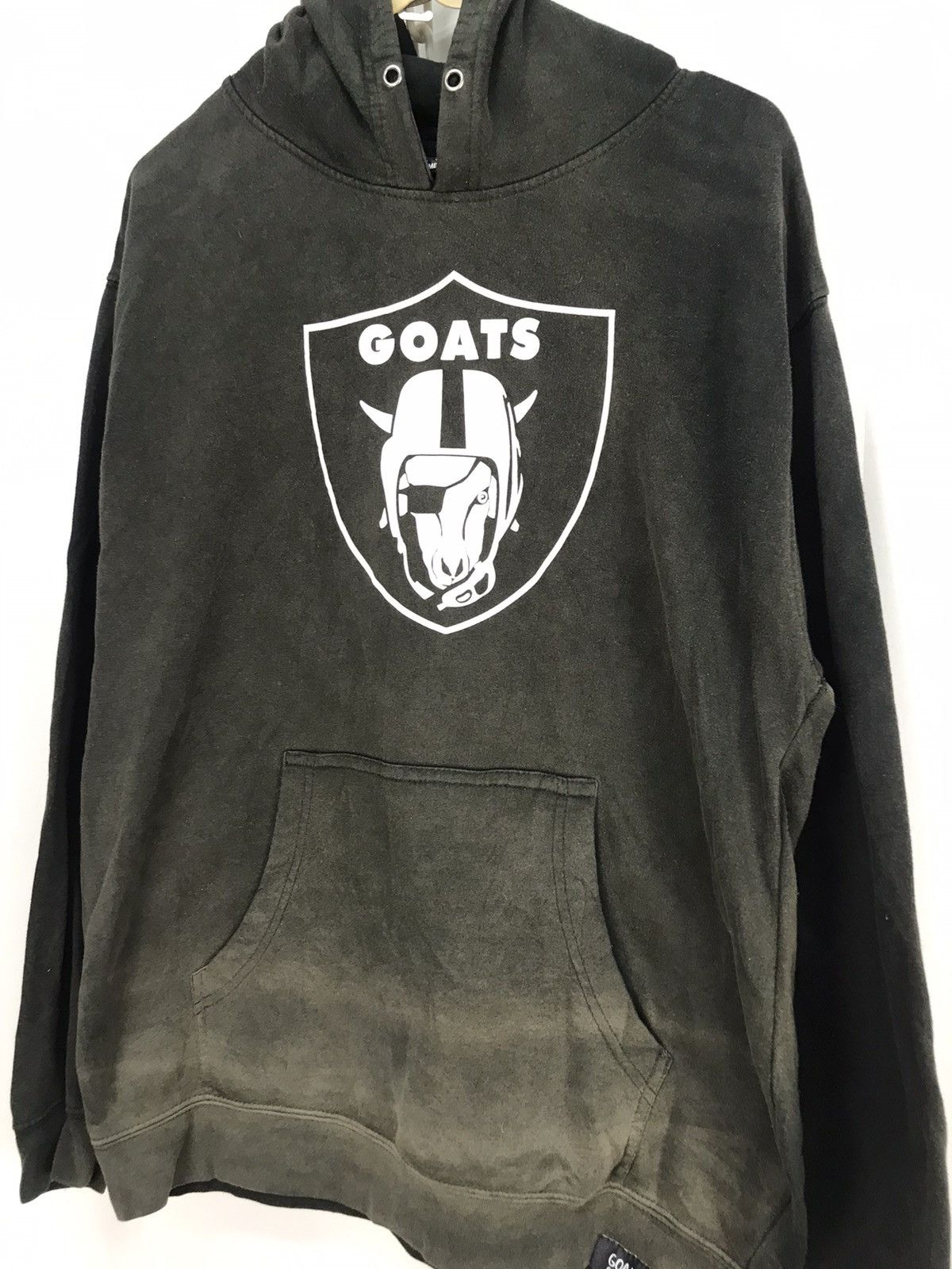 GOAT Crew Goat crew distressed printed hoodie pullover Size US M / EU 48-50 / 2 - 5 Thumbnail