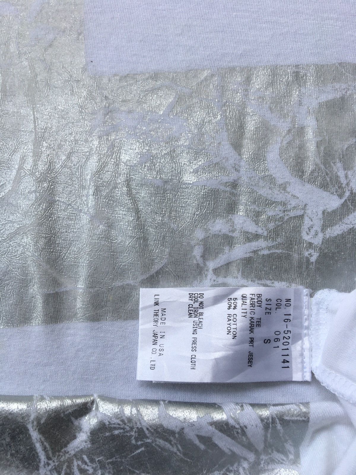 Helmut Lang Rarest Helmut Lang Silver Printed White Tshirt Size US M / EU 48-50 / 2 - 10 Thumbnail