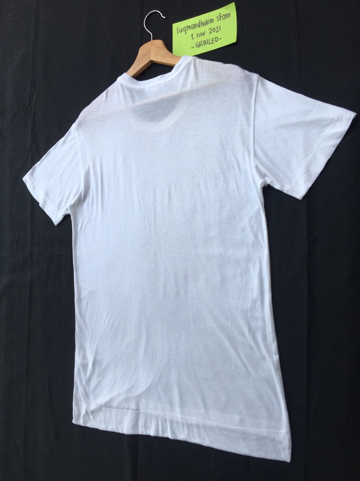 Helmut Lang Rarest Helmut Lang Silver Printed White Tshirt Size US M / EU 48-50 / 2 - 15 Thumbnail
