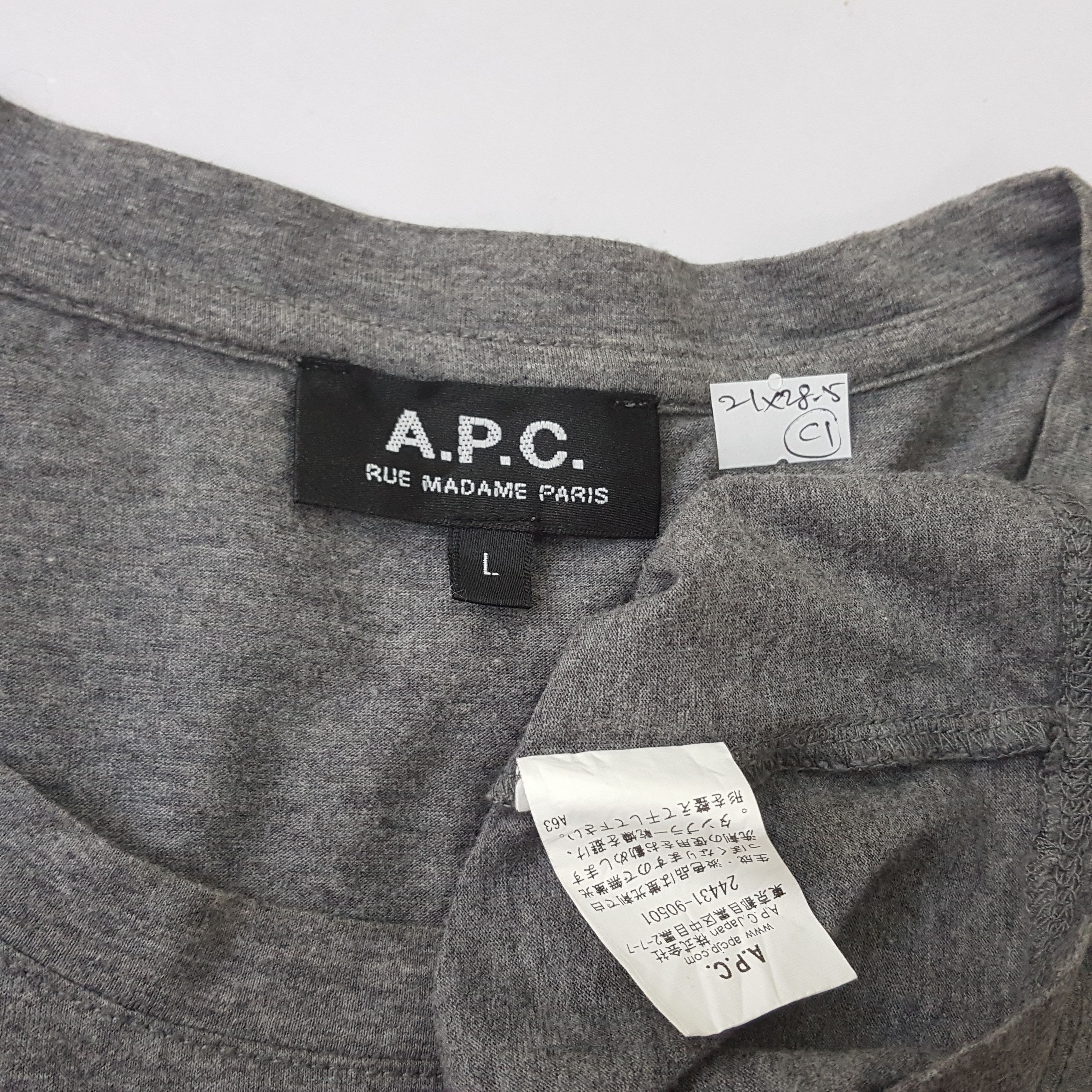 A.P.C. × Vintage Vintage A.P.C. small pocket design t-shirt Size US L / EU 52-54 / 3 - 2 Thumbnail