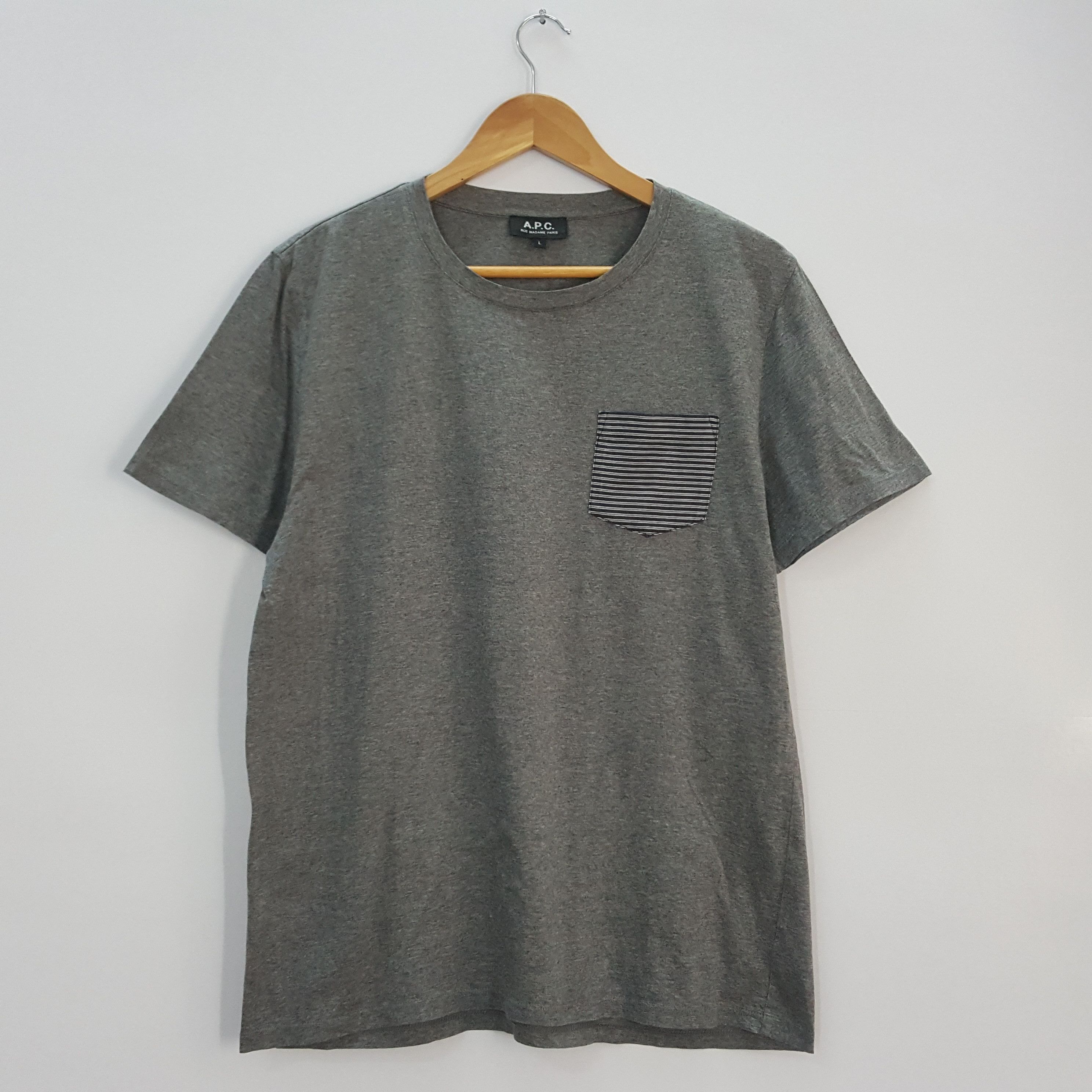 A.P.C. × Vintage Vintage A.P.C. small pocket design t-shirt Size US L / EU 52-54 / 3 - 1 Thumbnail