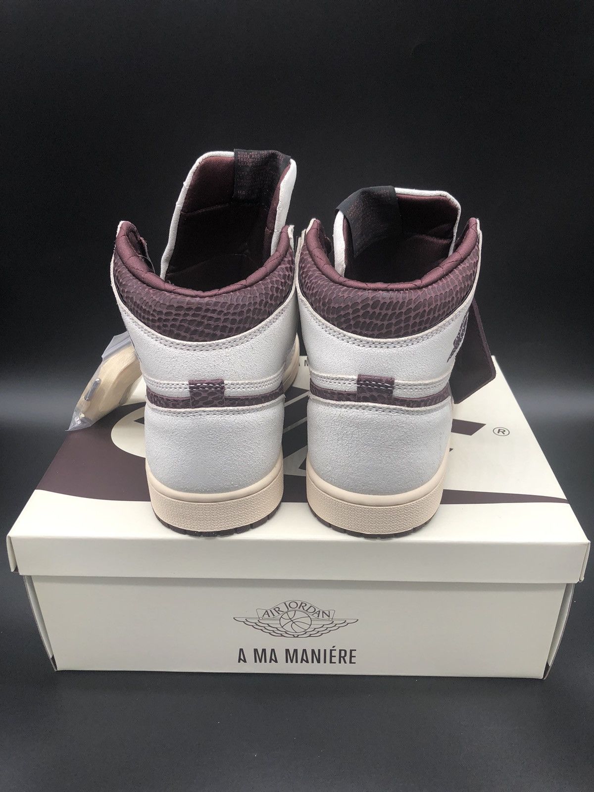 A Ma Maniere × Jordan Brand Jordan 1 Retro High OG A Ma Maniére Size US 8.5 / EU 41-42 - 10 Thumbnail