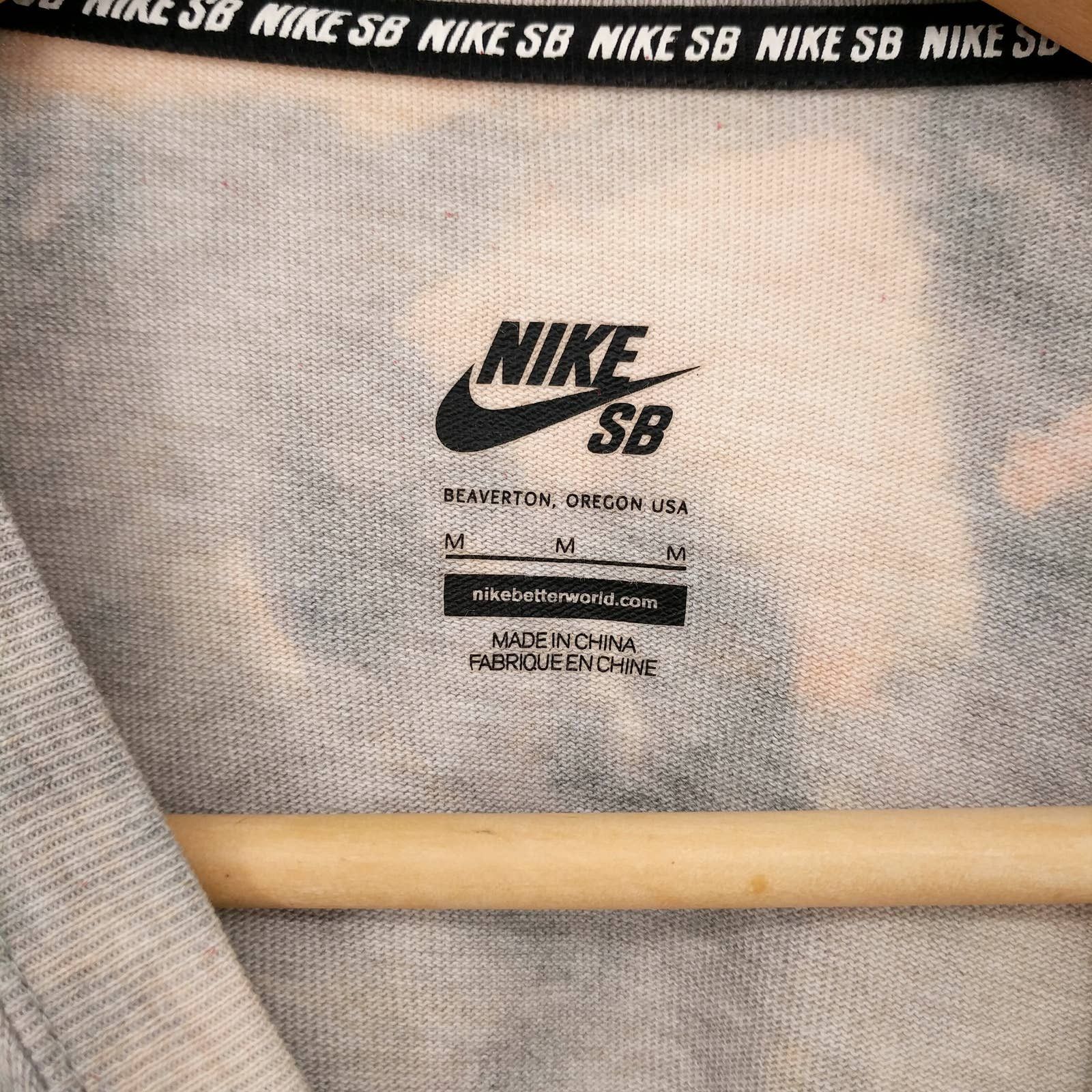Nike NIKE SB Custom Paint Graffiti Not Dead Yet Skate Sweatshirt Size US M / EU 48-50 / 2 - 4 Thumbnail