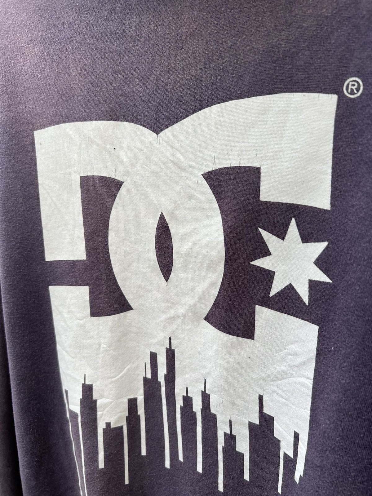 DC Vintage 2000s DC Shoes Co Sun Faded Hoodie Sweatshirt Size US M / EU 48-50 / 2 - 17 Thumbnail