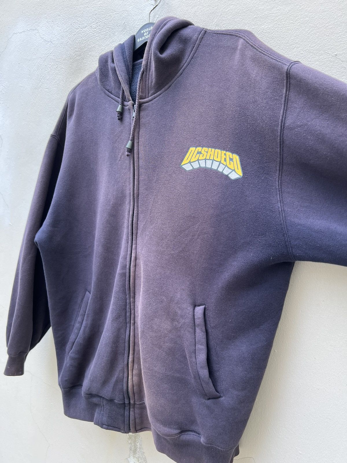 DC Vintage 2000s DC Shoes Co Sun Faded Hoodie Sweatshirt Size US M / EU 48-50 / 2 - 10 Thumbnail