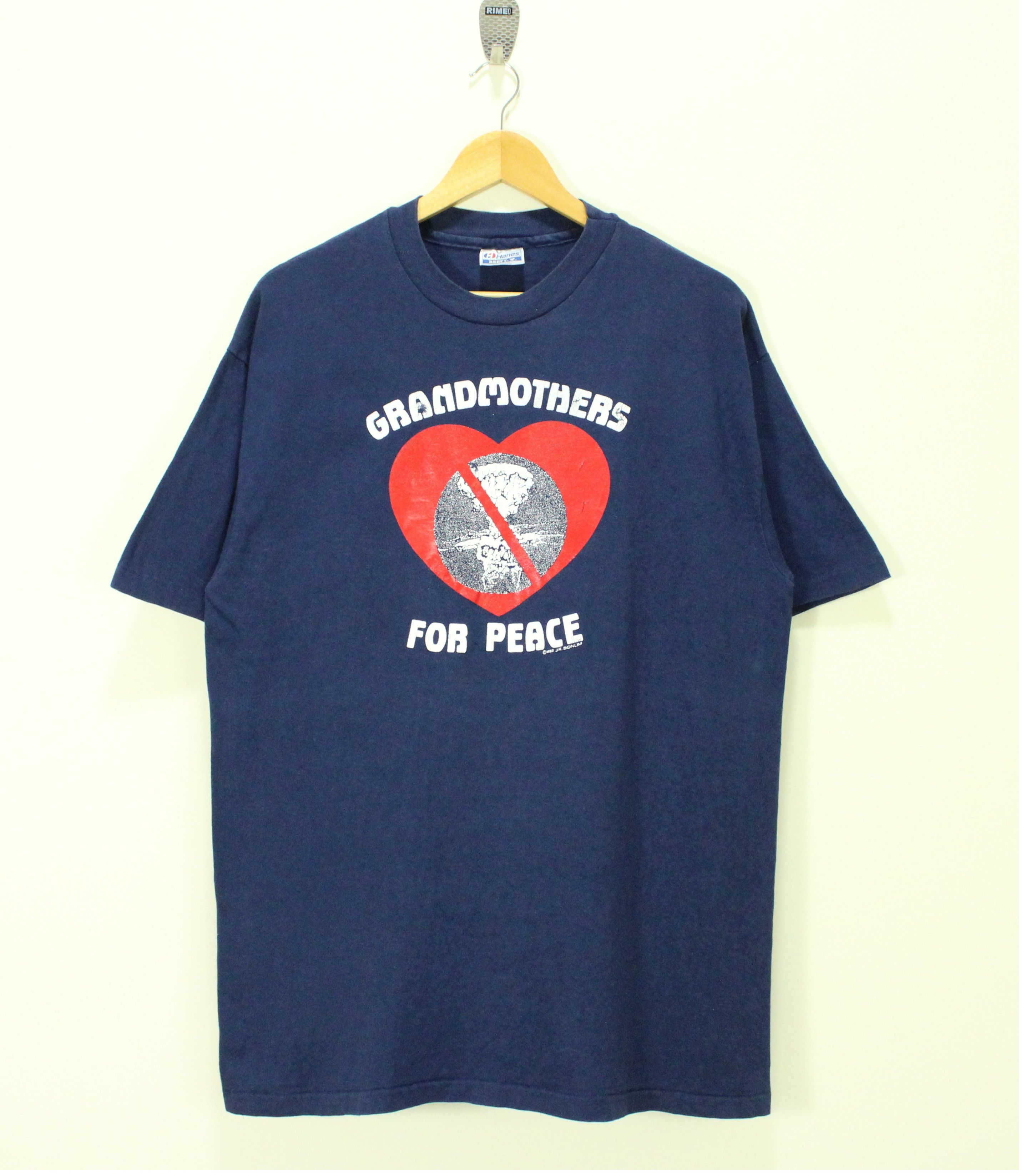 Vintage Vintage GRANDMOTHERS FOR PEACE T Shirt 1982 STOP WAR✌️ Size US XL / EU 56 / 4 - 1 Thumbnail