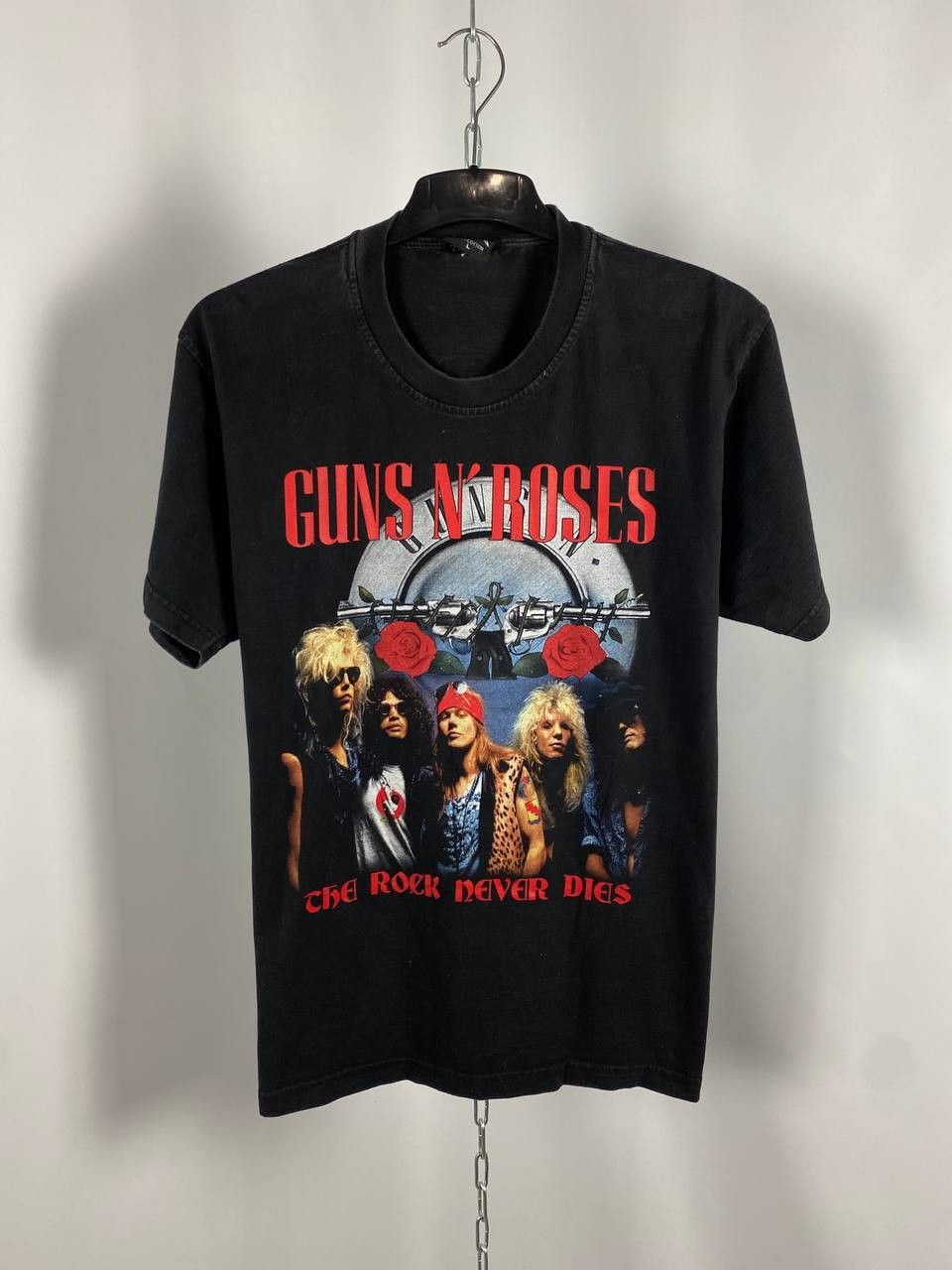 Guns N' Roses Guns’n Roses vintage big logo T-shirts size L Size US L / EU 52-54 / 3 - 1 Thumbnail