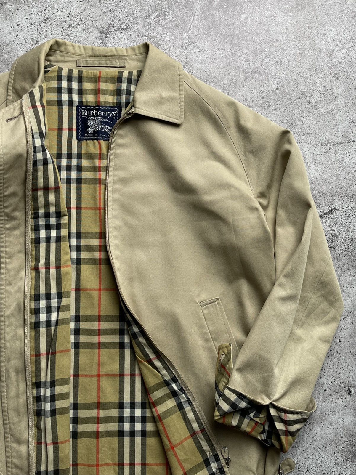 Burberry × Streetwear × Vintage Burberry's Vintage Nova