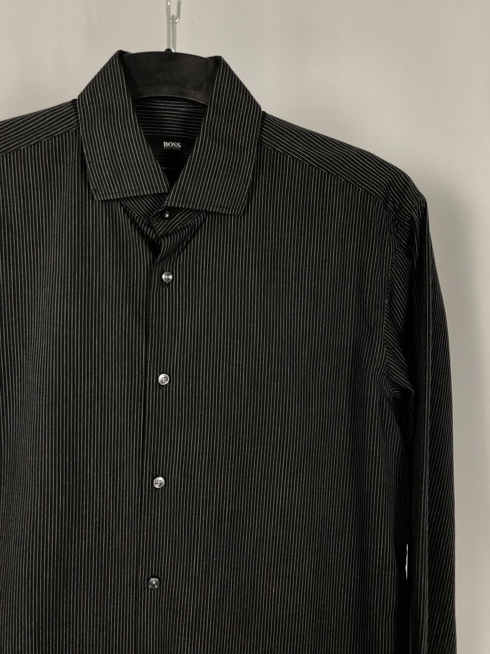 Hugo Boss Hugo Boss shirts black size 44 15 Size US L / EU 52-54 / 3 - 2 Thumbnail