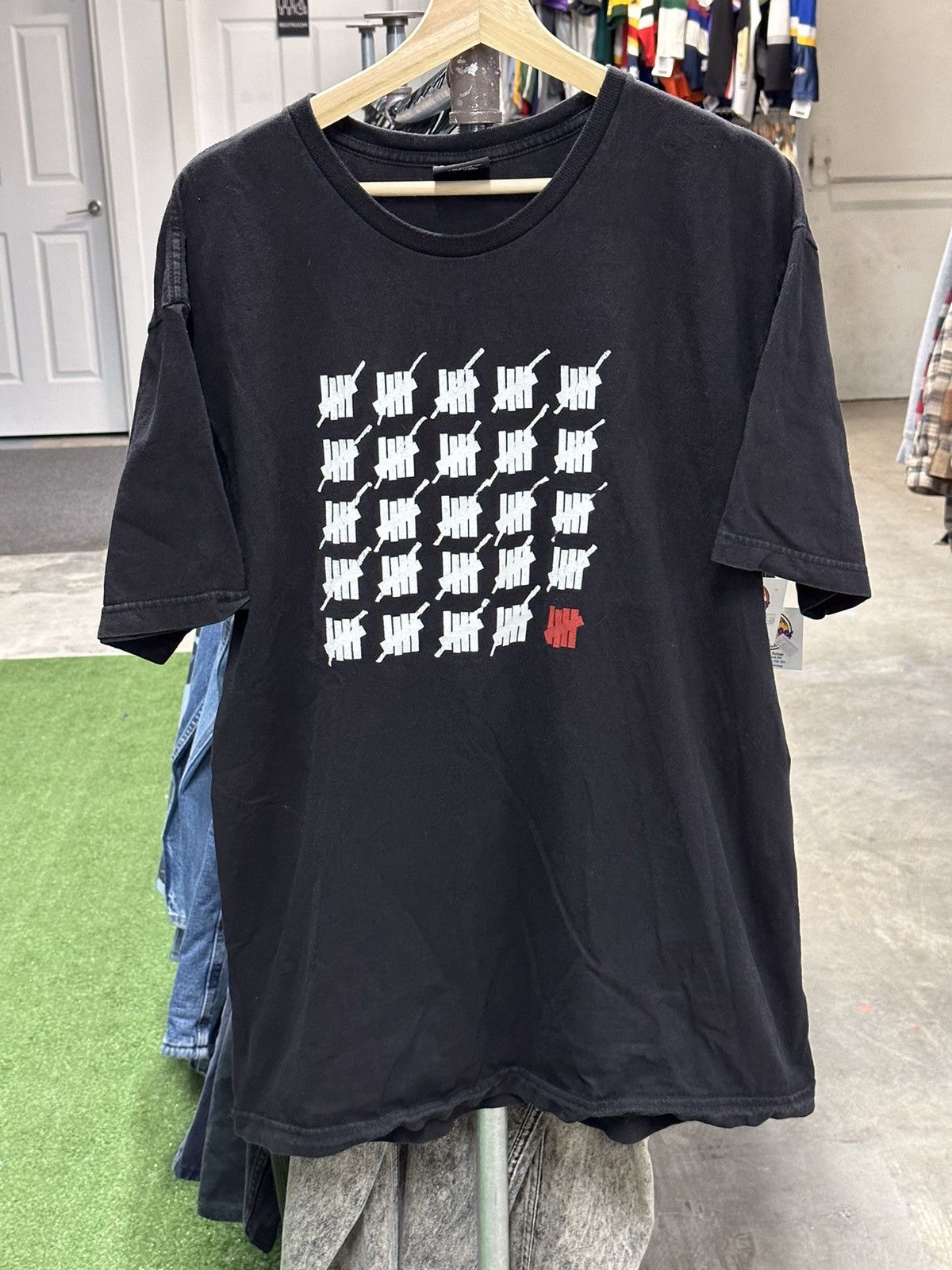 undefeated 5 on it materials