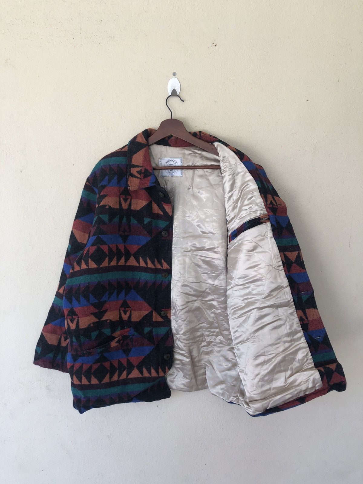 Vintage VINTAGE AVANEZ SPORTSWEAR AZTEC JACKET MADE IN FRANCE Size US L / EU 52-54 / 3 - 5 Thumbnail