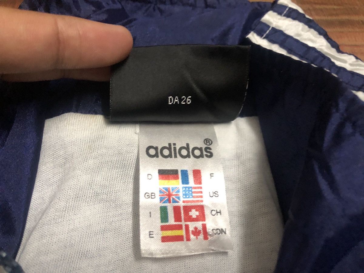 Adidas Rare 90s Vintage Retro Adidas Colour Way Windbreaker Jacket Size US L / EU 52-54 / 3 - 4 Thumbnail