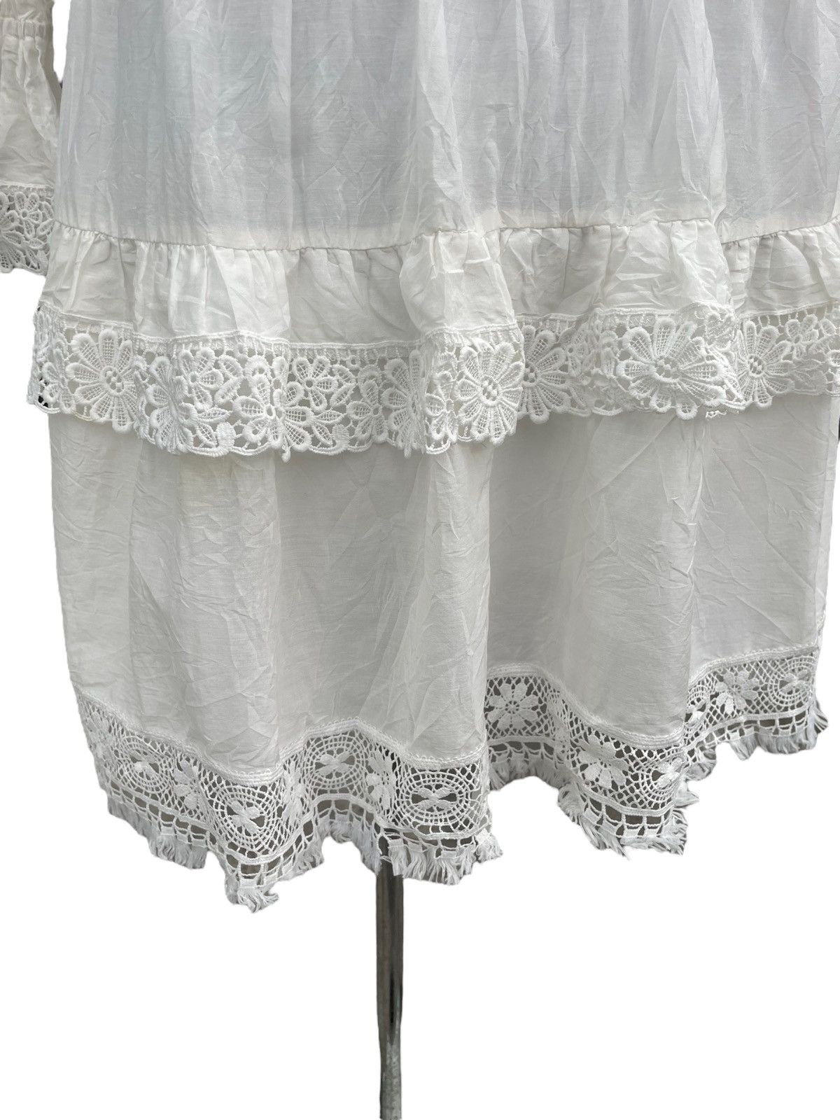 Designer D&G WHITE COTTON FRILLED MOUSSELINE OFF SHOULDER DRESS Size S / US 4 / IT 40 - 5 Thumbnail