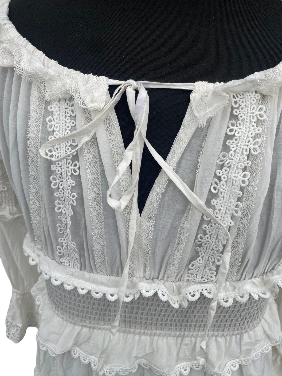 Designer D&G WHITE COTTON FRILLED MOUSSELINE OFF SHOULDER DRESS Size S / US 4 / IT 40 - 6 Thumbnail