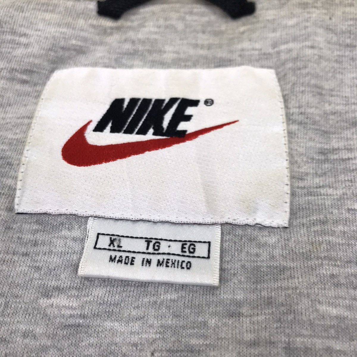 Nike × Vintage Vintage Nike Small Swoosh Jacket Size US XL / EU 56 / 4 - 6 Thumbnail