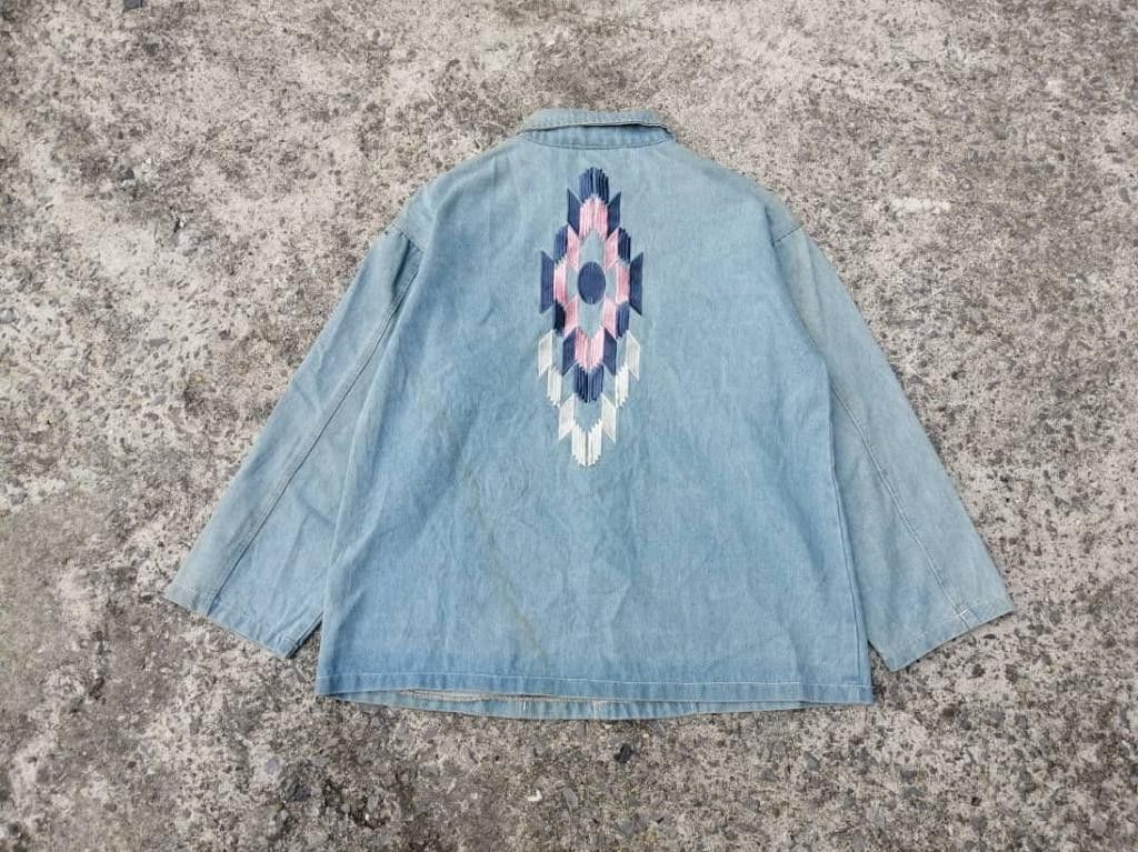 Designer Navajo Embroidered Denim Jacket Size M / US 6-8 / IT 42-44 - 2 Thumbnail