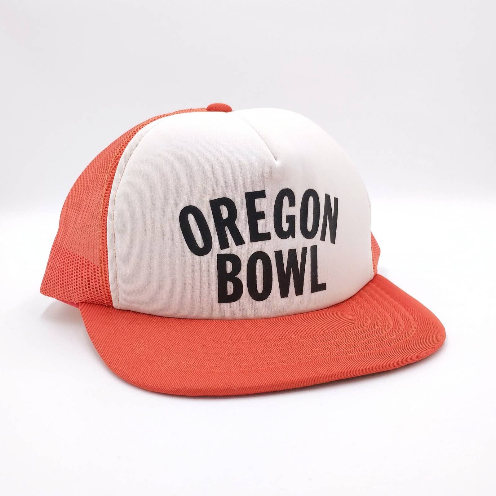 Vintage Vintage Oregon Bowl Snapback Trucker Mesh Hat 70s NCAA Size ONE SIZE - 1 Thumbnail